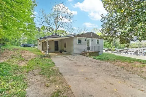 3220 Hilltop Cir, Gainesville, GA 30506