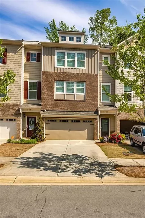 2808 White Oak Ln, Decatur, GA 30032