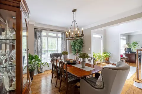 Dining - 2975 Oak Hampton Way, Duluth, GA 30096 photo 2 of 5