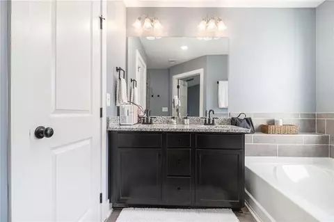 Bath - 7676 Viking Rd, Fairburn, GA 30213 photo 1 of 5