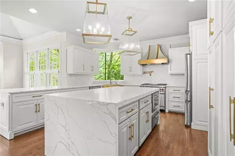 Kitchen - 315 Mossy Pointe, Duluth, GA 30097 photo 3 of 11