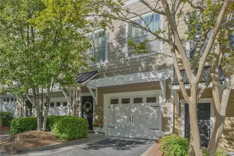 1971 Sterling Oaks Cir, Atlanta, GA 30319