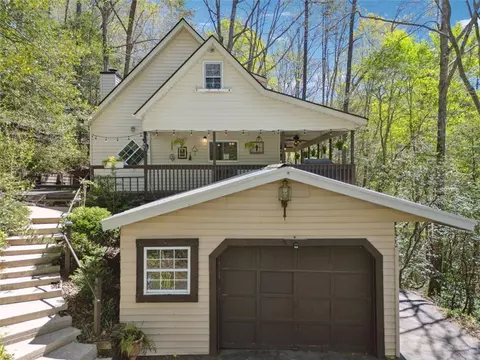 95 Holly Ln, Dahlonega, GA 30533