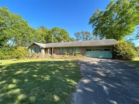 294 Matthews St, Winder, GA 30680