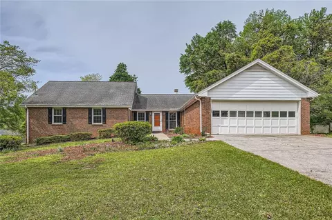 1766 Scholar Dr, Lawrenceville, GA 30044