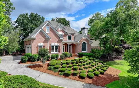 7050 Redcliff Ct, Suwanee, GA 30024