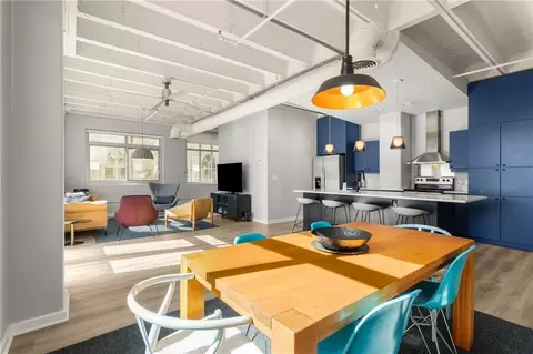 805 Peachtree St NE #220, Atlanta, GA 30308