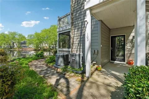 103 Mill Pond Rd, Roswell, GA 30076