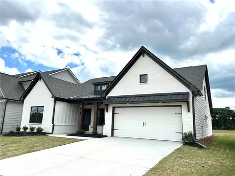 Exterior - 73 Wingate Dr, Winder, GA 30680 photo 2 of 7
