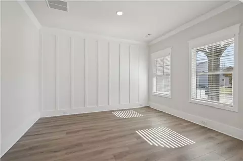 Living - 73 Wingate Dr, Winder, GA 30680 photo 8 of 10