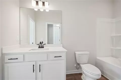 Bath - 73 Wingate Dr, Winder, GA 30680 photo 1 of 8