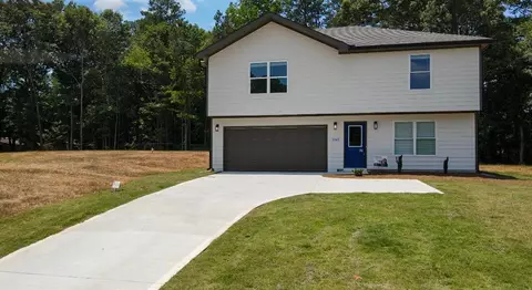 1341 E Atlanta Rd E, Stockbridge, GA 30281