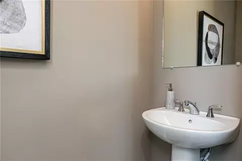 Bath - 616 Devon Aly, Acworth, GA 30102 photo 1 of 4