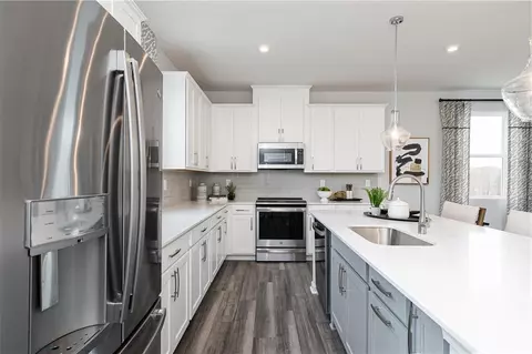 Kitchen - 616 Devon Aly, Acworth, GA 30102 photo 1 of 4