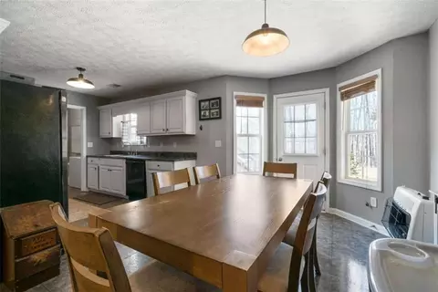 Dining - 486 Dugdown Rd, Buchanan, GA 30113 photo 1 of 1