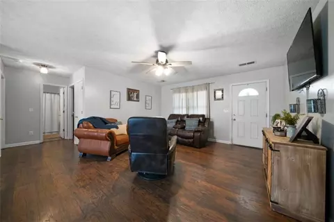 Entry Way - 486 Dugdown Rd, Buchanan, GA 30113 photo 2 of 5