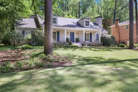 2567 Hyde Manor Dr NW, Atlanta, GA 30327