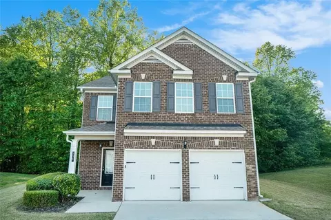 739 Rolling Downs Dr, Loganville, GA 30052