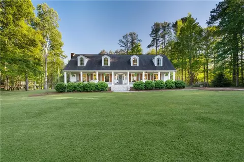 576 Tope Rd, Sharpsburg, GA 30277
