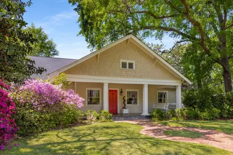 2600 Winslow Dr NE, Atlanta, GA 30305
