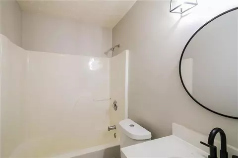Bath - 265 Mountainview Dr, Covington, GA 30016 photo 3 of 3