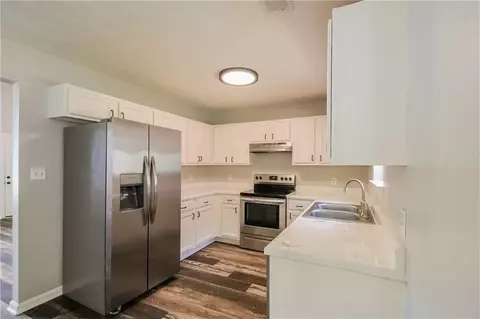 Kitchen - 265 Mountainview Dr, Covington, GA 30016 photo 1 of 2