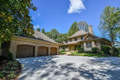 2555 Fairview Dr, Cumming, GA 30041