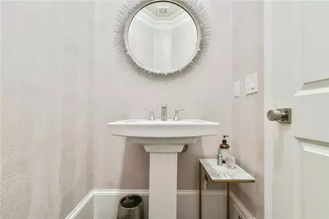 Bath - 3233 Bagley Psge, Duluth, GA 30097 photo 1 of 7