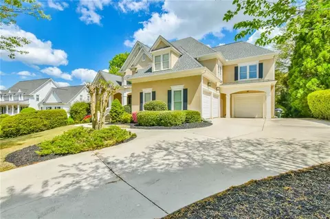 Exterior - 3233 Bagley Psge, Duluth, GA 30097 photo 4 of 9