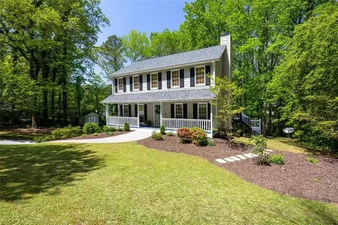 6005 Cherecobb Ln, Woodstock, GA 30188