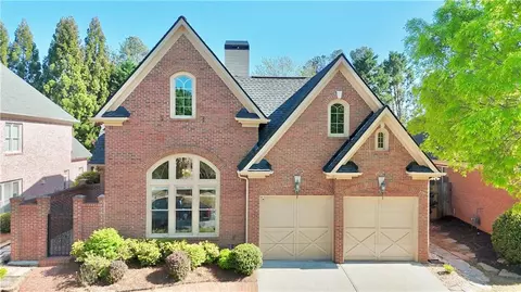 5992 Spalding Park Pl, Peachtree Corners, GA 30092