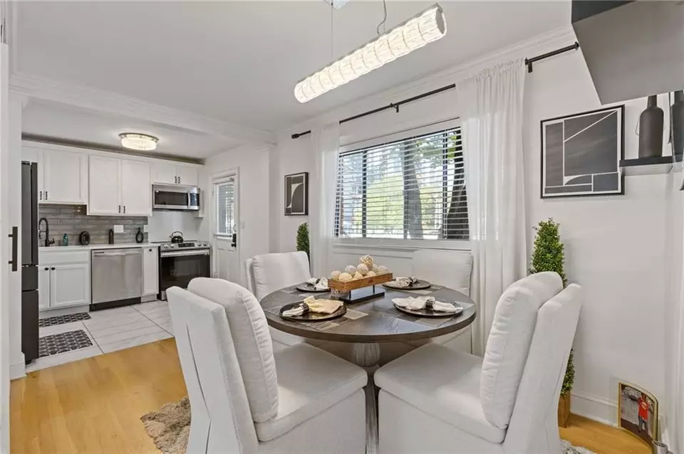 Dining - 10 26th St NW #A2, Atlanta, GA 30309 photo 1 of 2