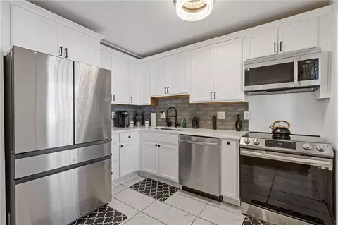 Kitchen - 10 26th St NW #A2, Atlanta, GA 30309 photo 1 of 1
