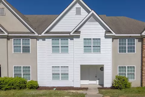 926 Old Mill Pt #G, Monroe, GA 30655