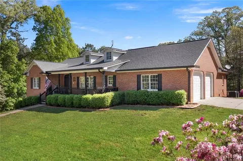 2218 Hills Creek Rd, Taylorsville, GA 30178