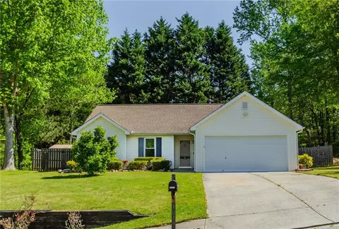1010 J Dorothy Pl, Sugar Hill, GA 30518