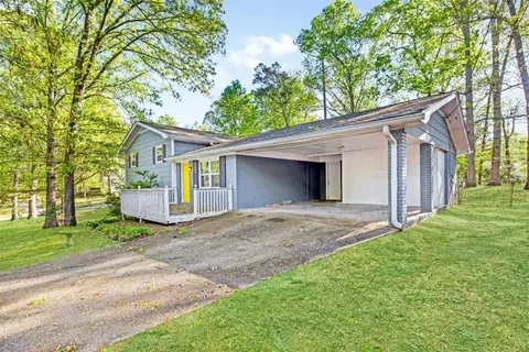 3839 Rosedale Ln, Douglasville, GA 30135
