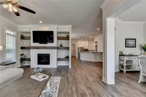 Living - 3003 Evanshire Ave, Duluth, GA 30096 photo 3 of 4