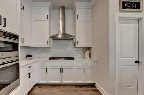 Kitchen - 3003 Evanshire Ave, Duluth, GA 30096 photo 5 of 11