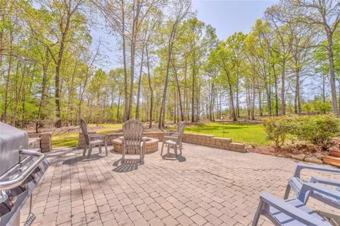Exterior - 6095 Blacks Bluff Rd, Cave Spring, GA 30124 photo 9 of 19