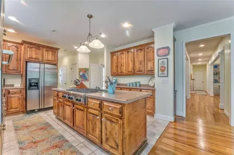Kitchen - 6095 Blacks Bluff Rd, Cave Spring, GA 30124 photo 5 of 9