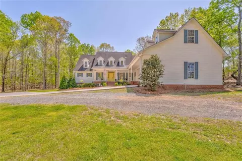 Exterior - 6095 Blacks Bluff Rd, Cave Spring, GA 30124 photo 7 of 19