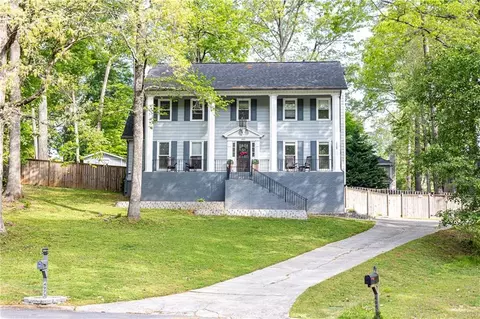 4973 Bridgeport Ln, Peachtree Corners, GA 30092