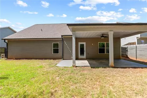 Exterior - 2075 Villa Spring Ct, Dacula, GA 30019 photo 4 of 4