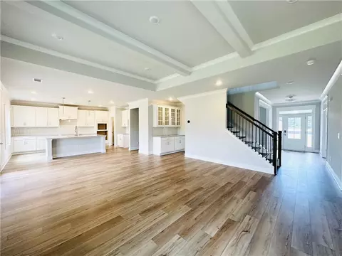 Living - 85 Wingate Dr, Winder, GA 30680 photo 2 of 10
