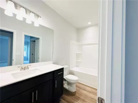 Bath - 85 Wingate Dr, Winder, GA 30680 photo 5 of 5