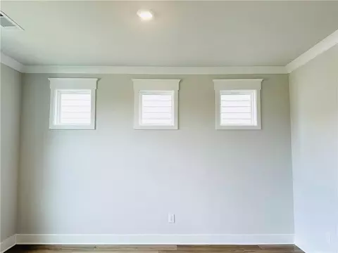 Living - 85 Wingate Dr, Winder, GA 30680 photo 1 of 10