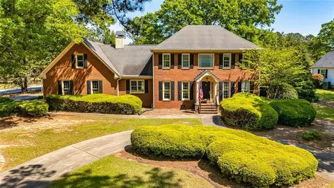 403 Audubon Cir, Griffin, GA 30223