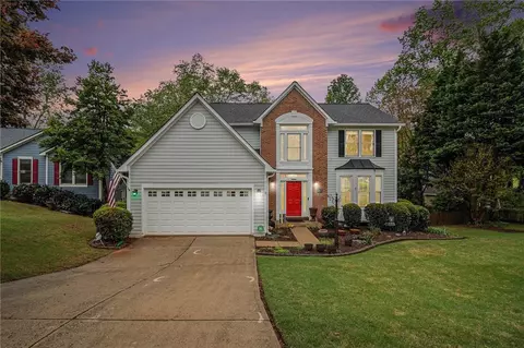 4272 Glenlake Dr NW, Kennesaw, GA 30144