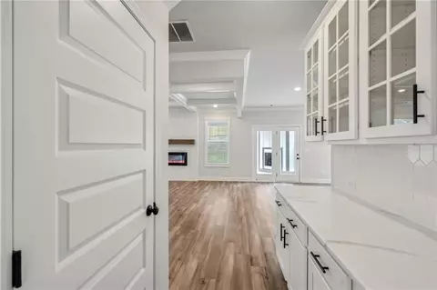 Entry Way - 95 Wingate Dr, Winder, GA 30680 photo 3 of 10